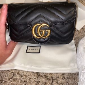 GG Marmont Matelasse Super Mini Bag